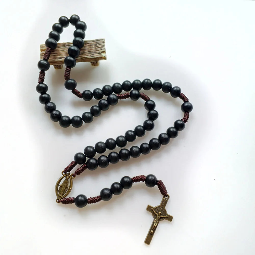 Terço Virgem Maria e Cruz de São Bento